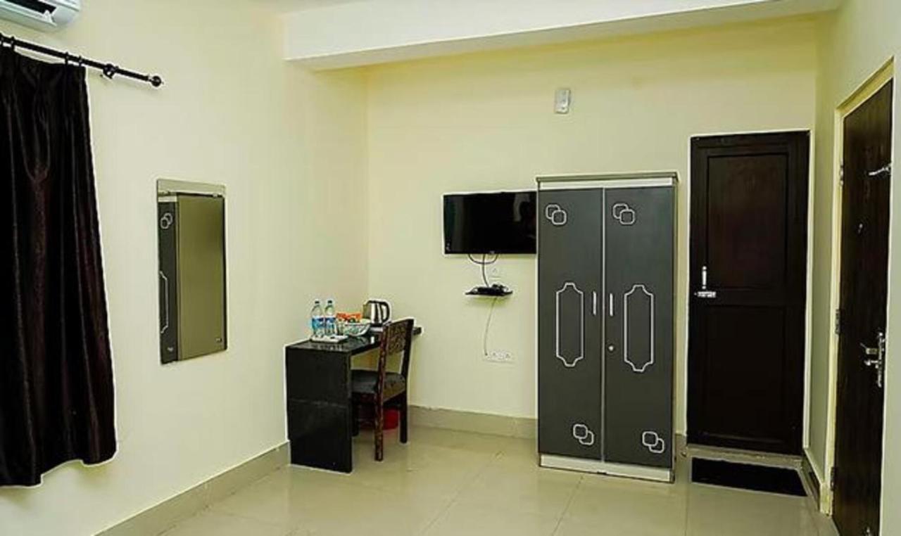Fabhotel Ekamra Greens By Y Hotels Bhubaneswar Esterno foto